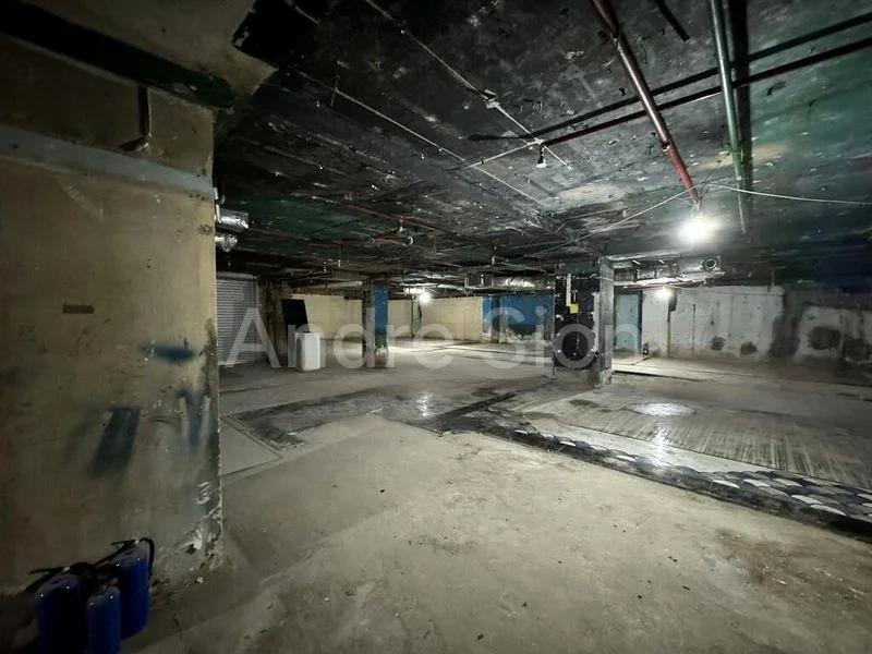 Other Retail for Rent in  Orchard Towers - Image 2